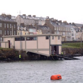 Tide gauge location